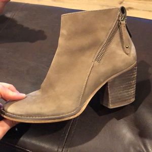 Blondo leather heel booties